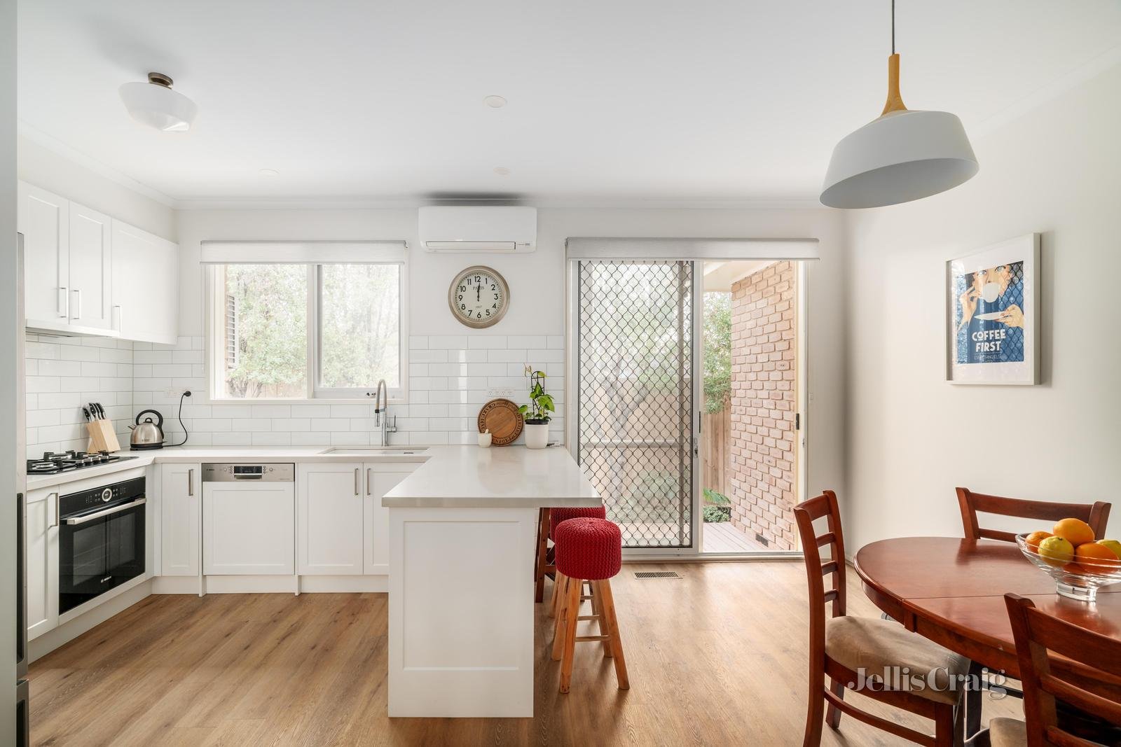 8/36 Daniell Place, Kew image 5