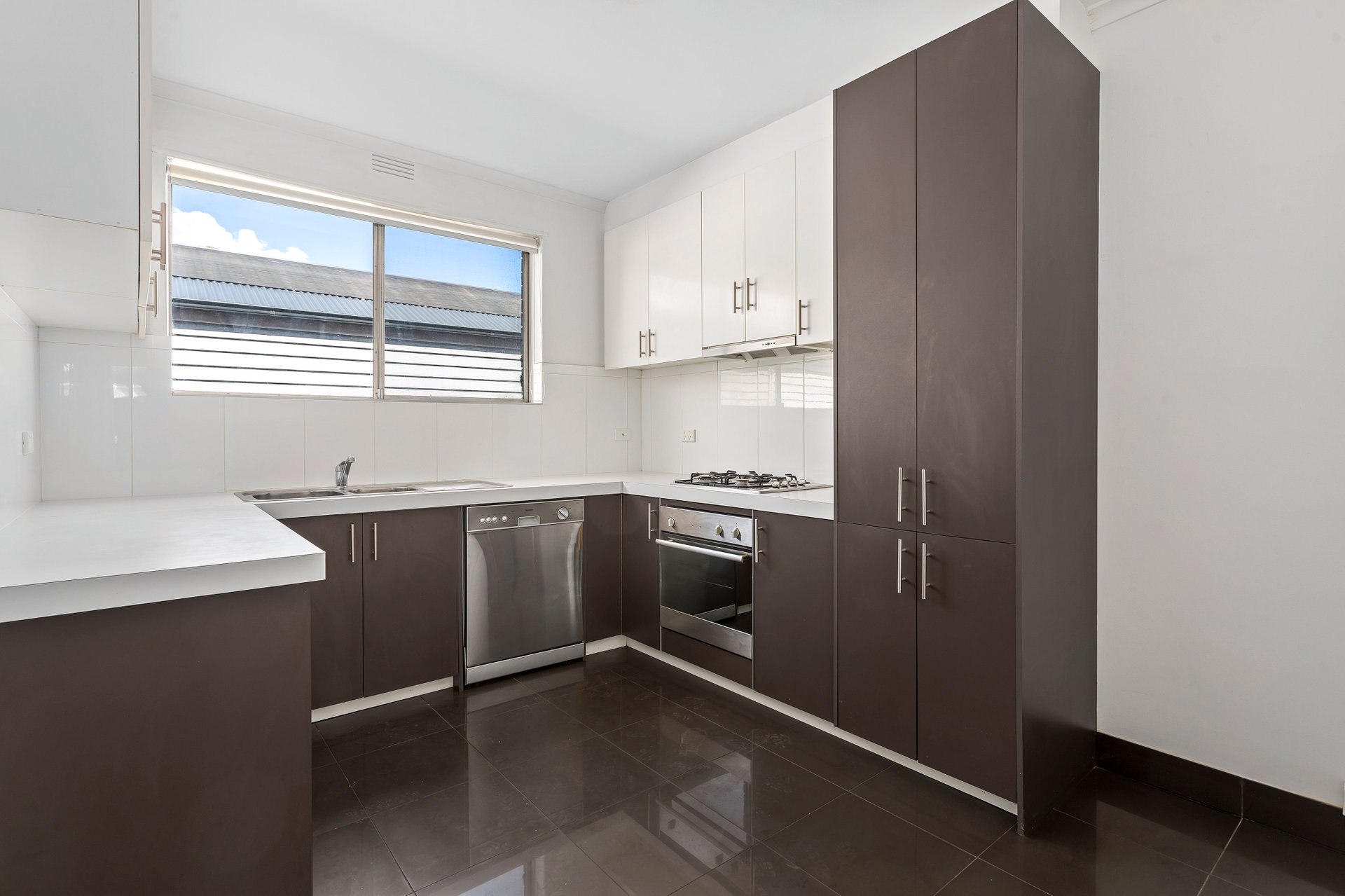 Property Gallery - Main Image