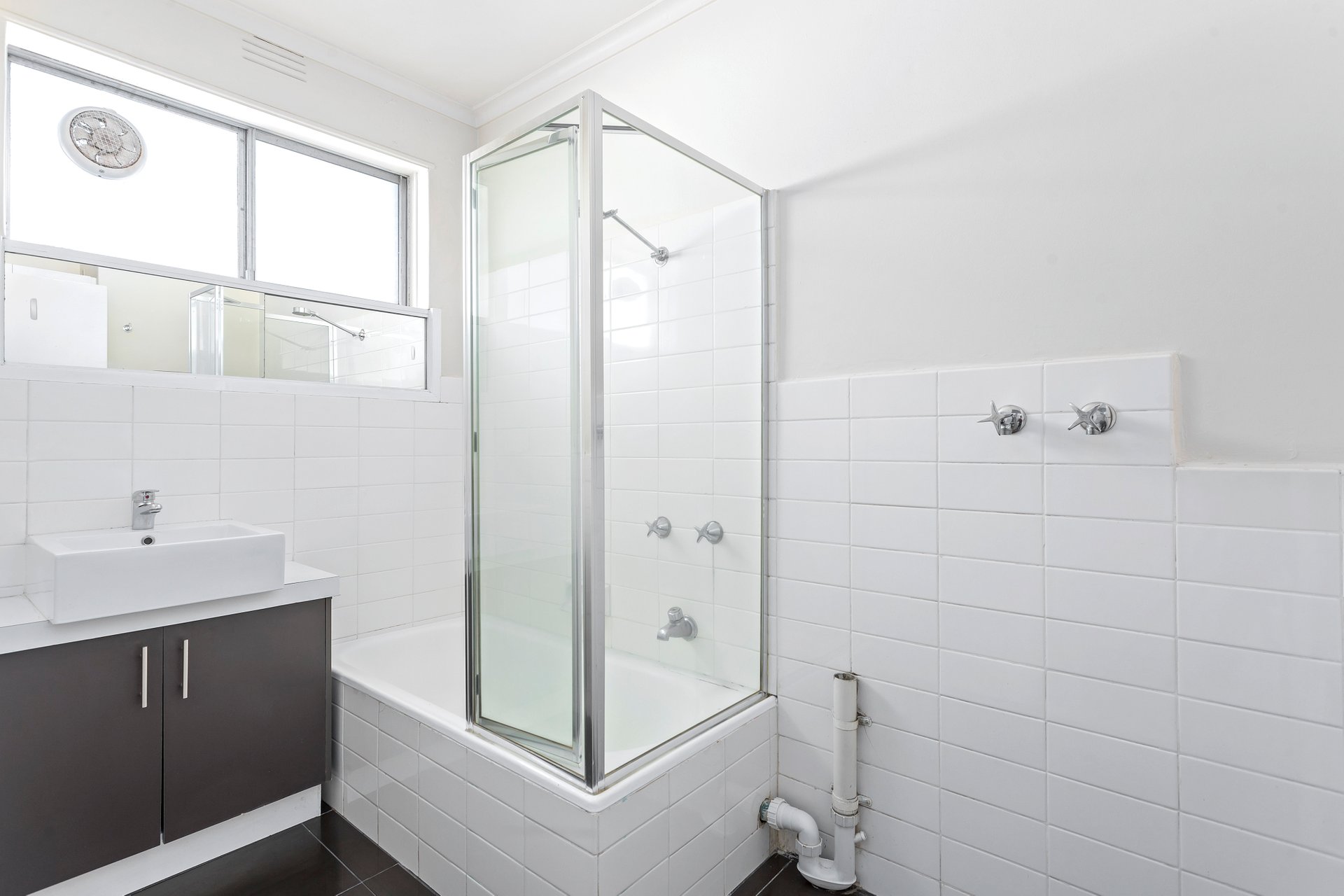 Property Gallery Thumbnail 6