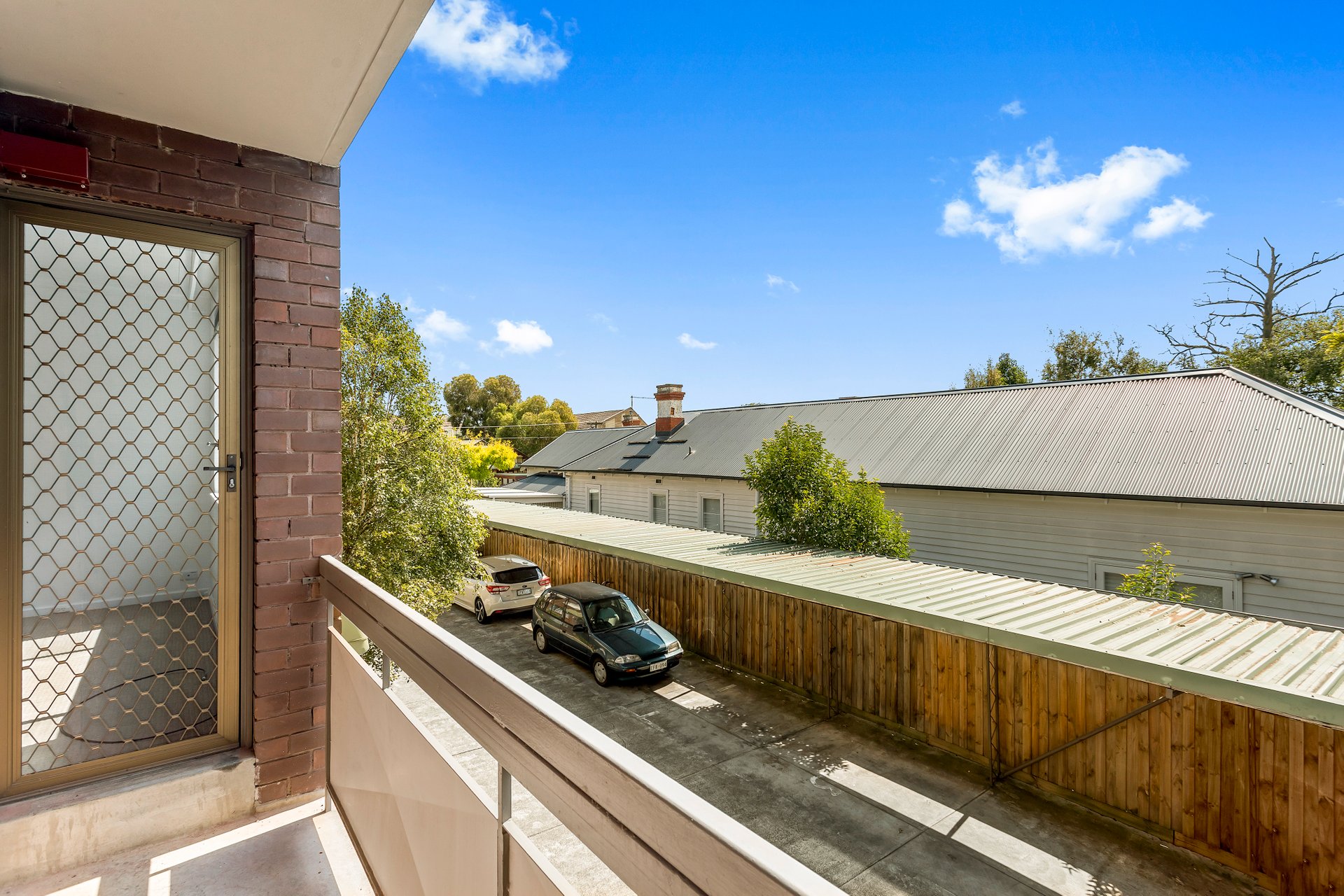Property Gallery Thumbnail 7