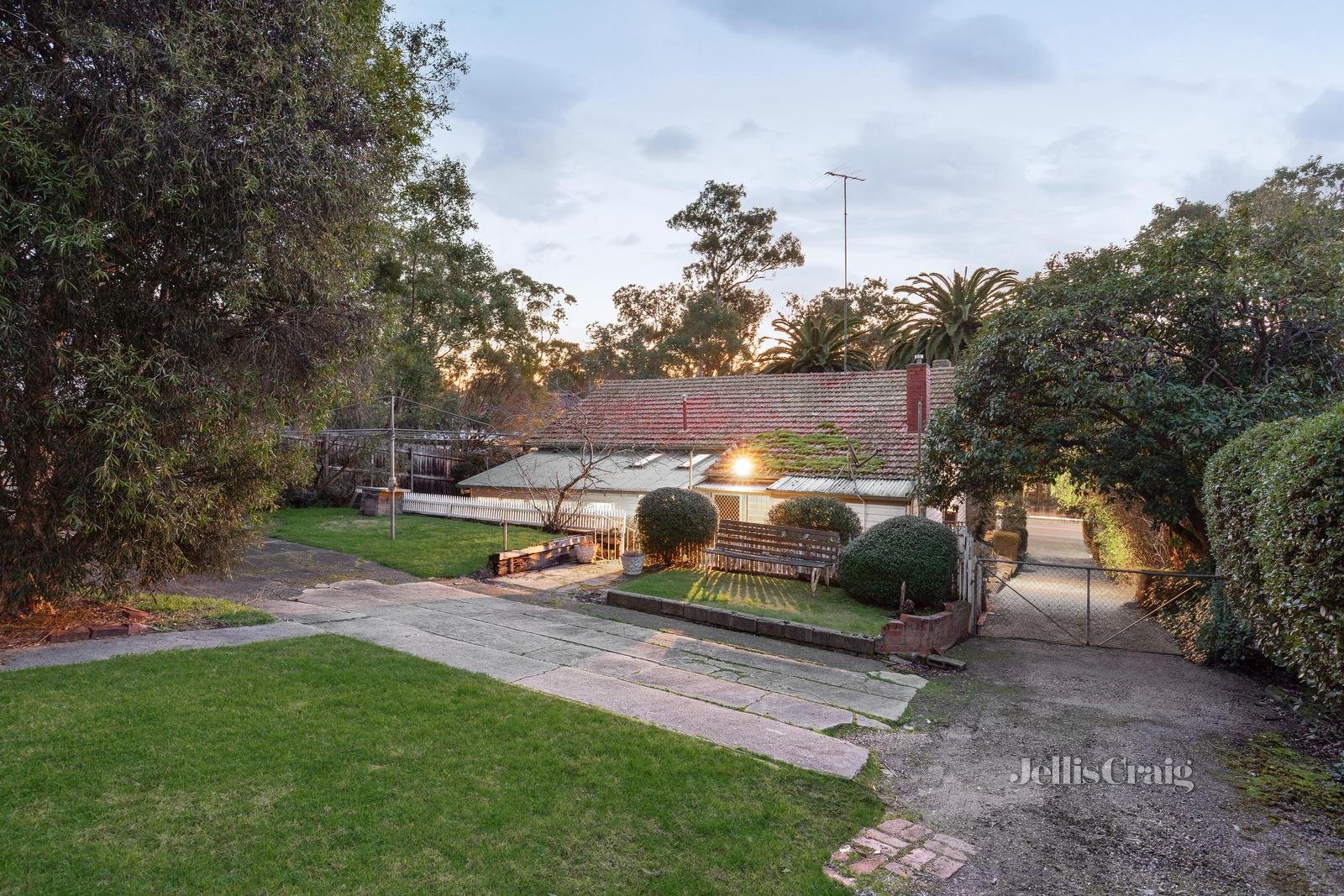 836 Main Road, Hurstbridge image 13