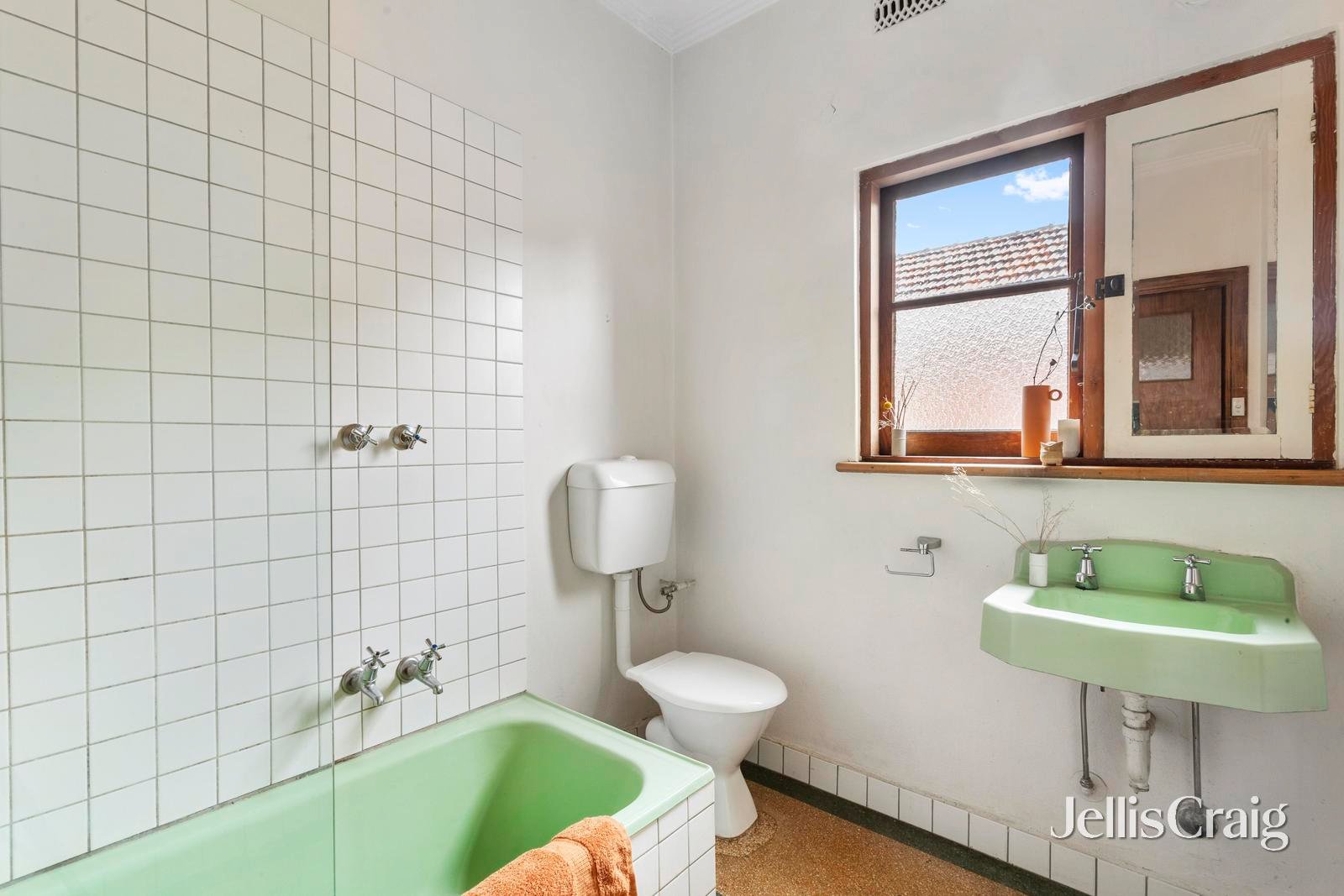 8/37 Eildon Road, St&nbsp;Kilda image 5