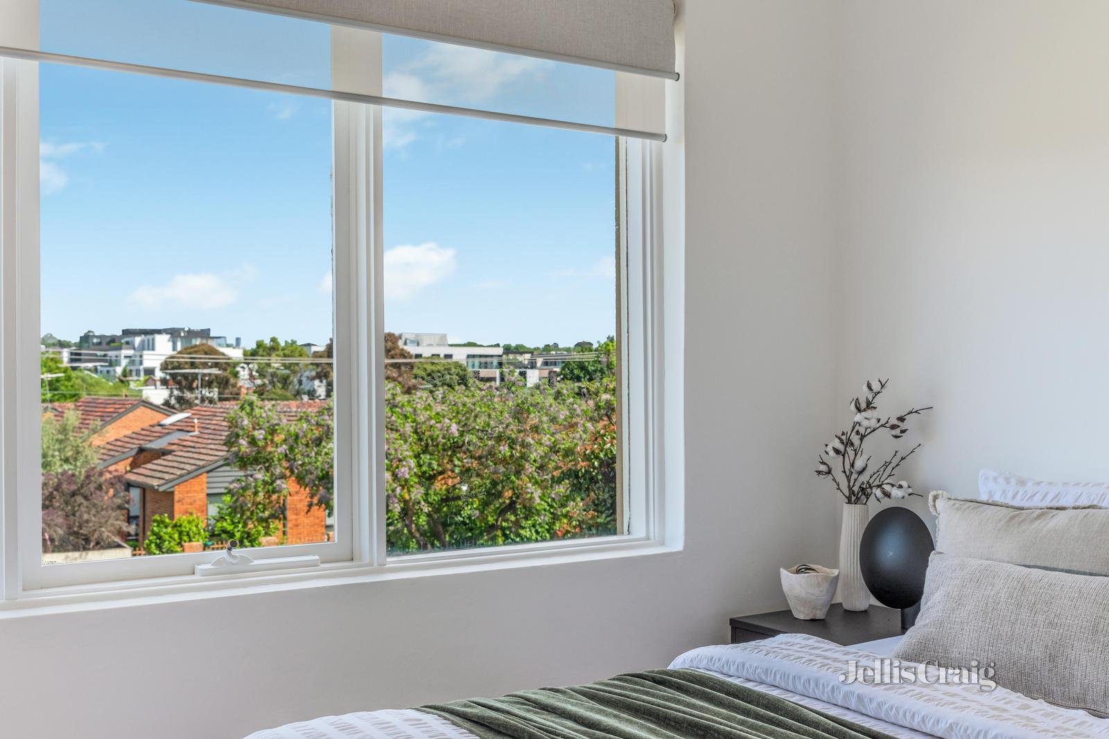 8/38 Edgar Street, Glen Iris image 6