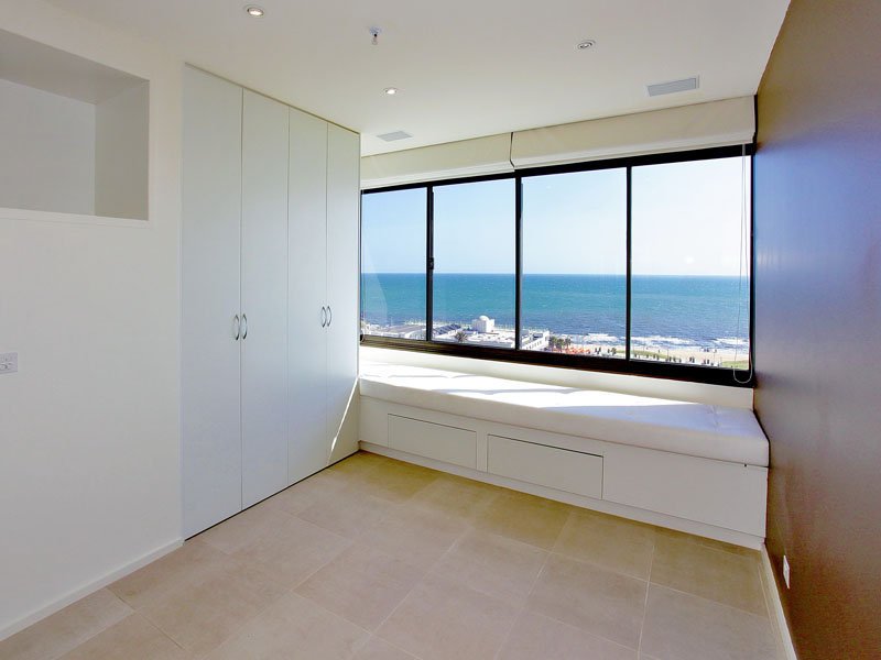 83/8 The Esplanade, St Kilda image 2
