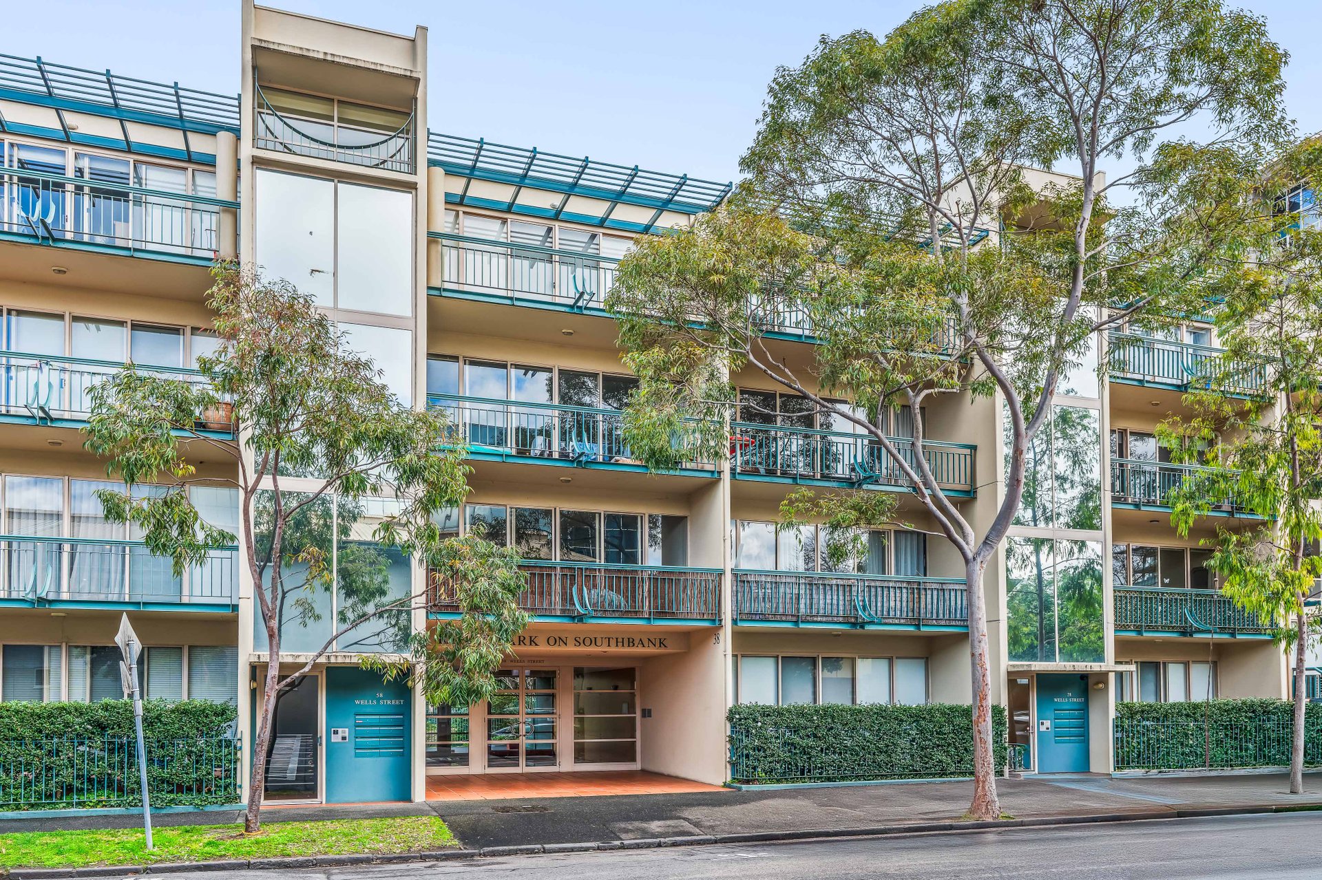 8/38 Wells Street, Southbank image 7
