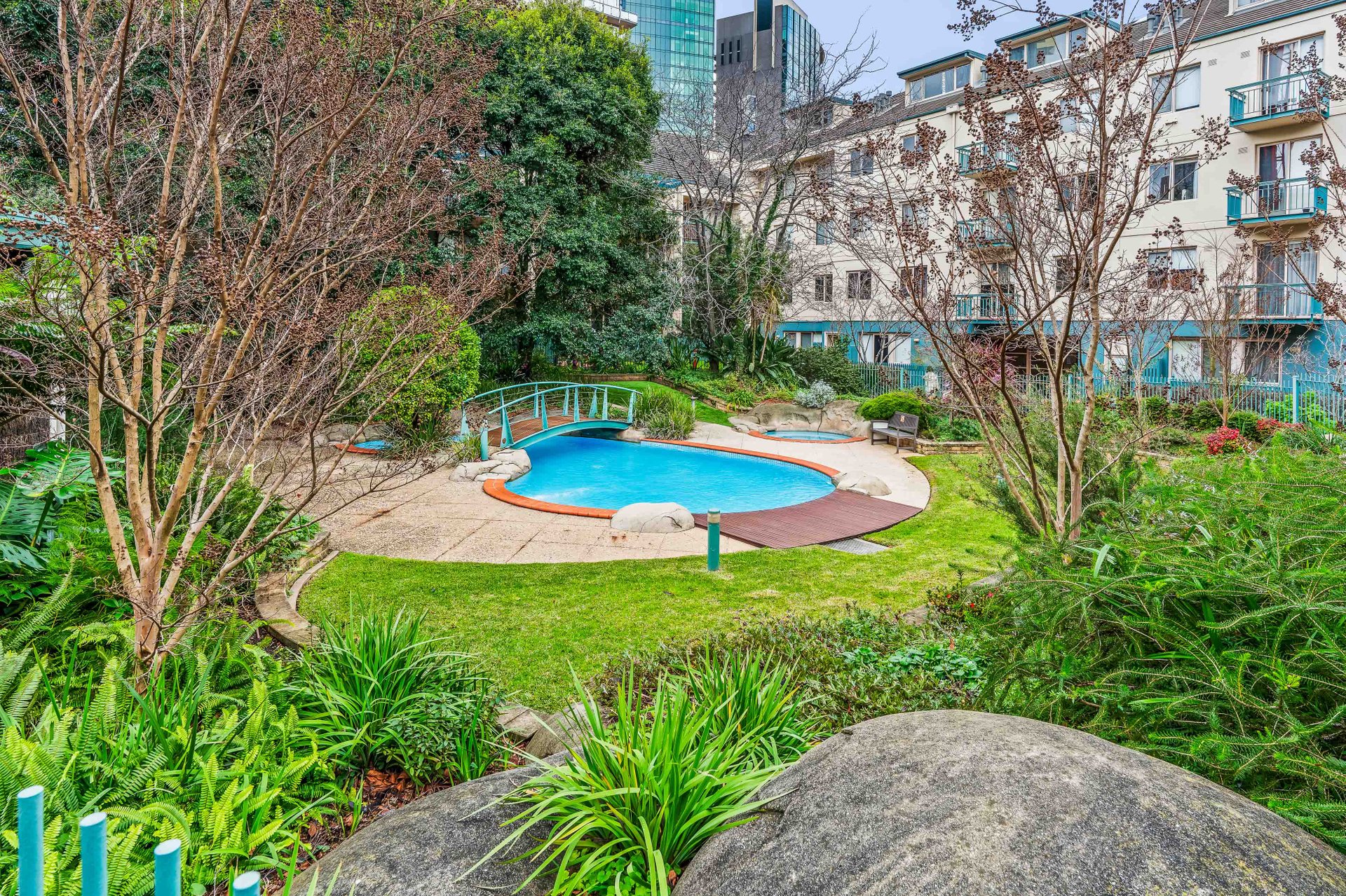 8/38 Wells Street, Southbank image 11