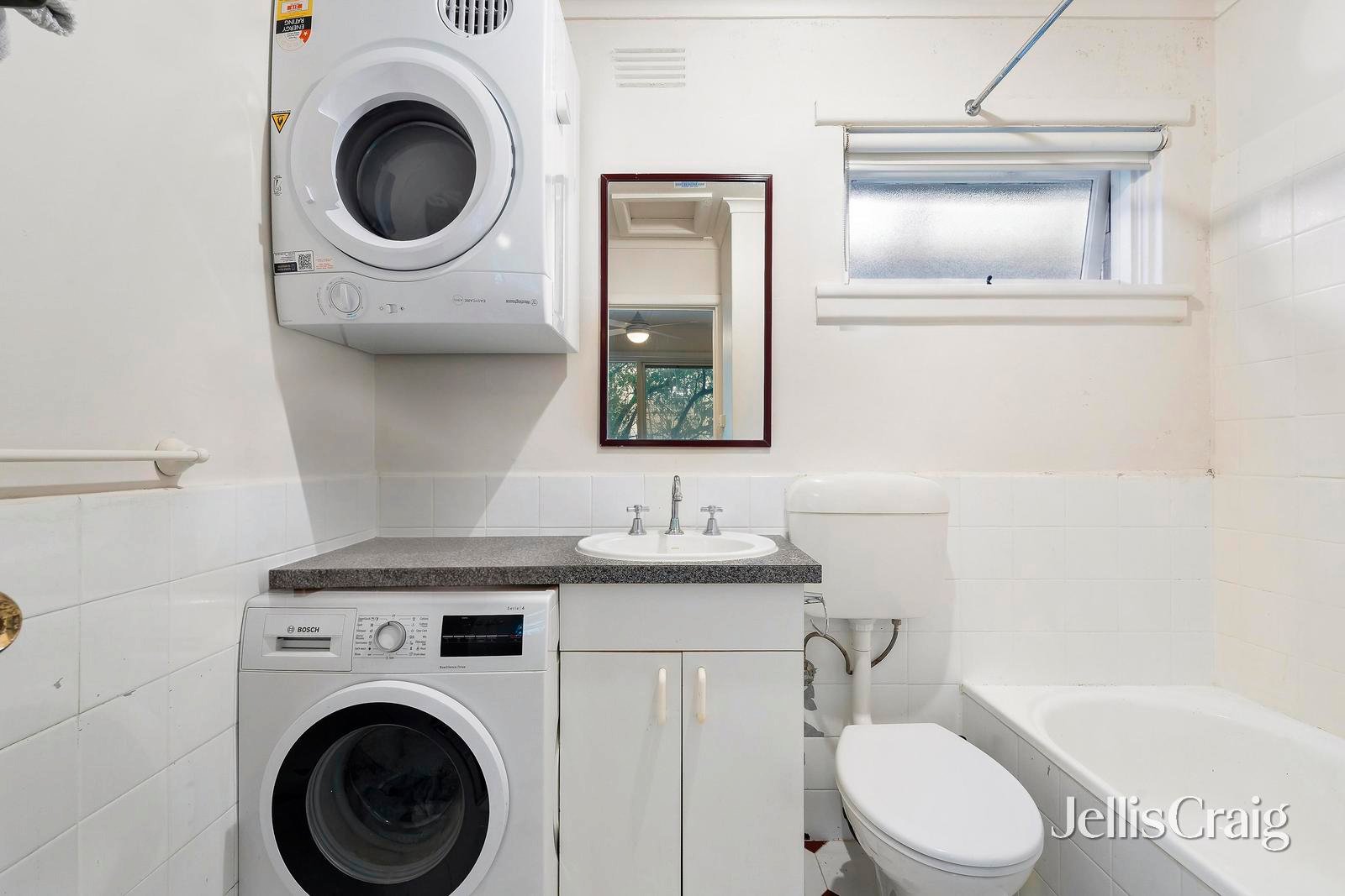 8/39 Byron Street, Elwood image 6