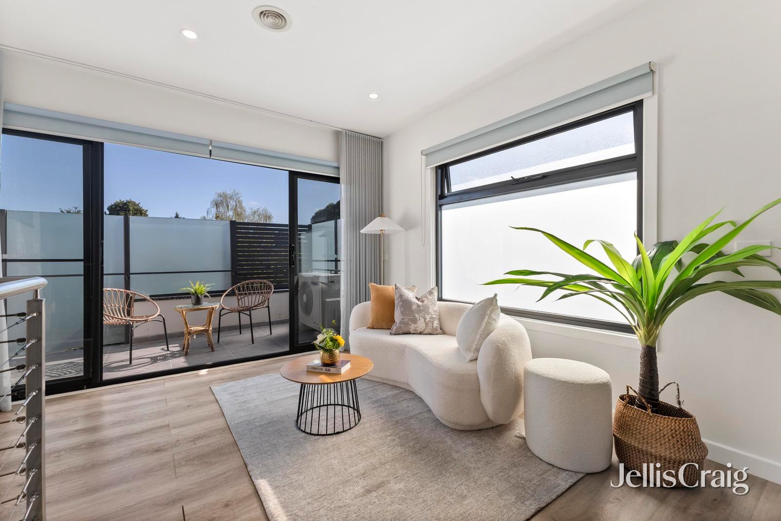 8/39 High Street, Bayswater image 2