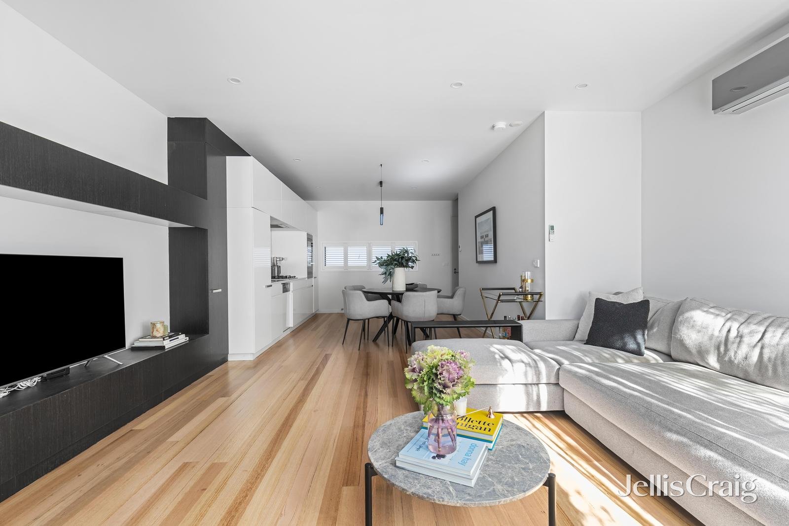 8/39 Kooyong Road, Armadale image 4