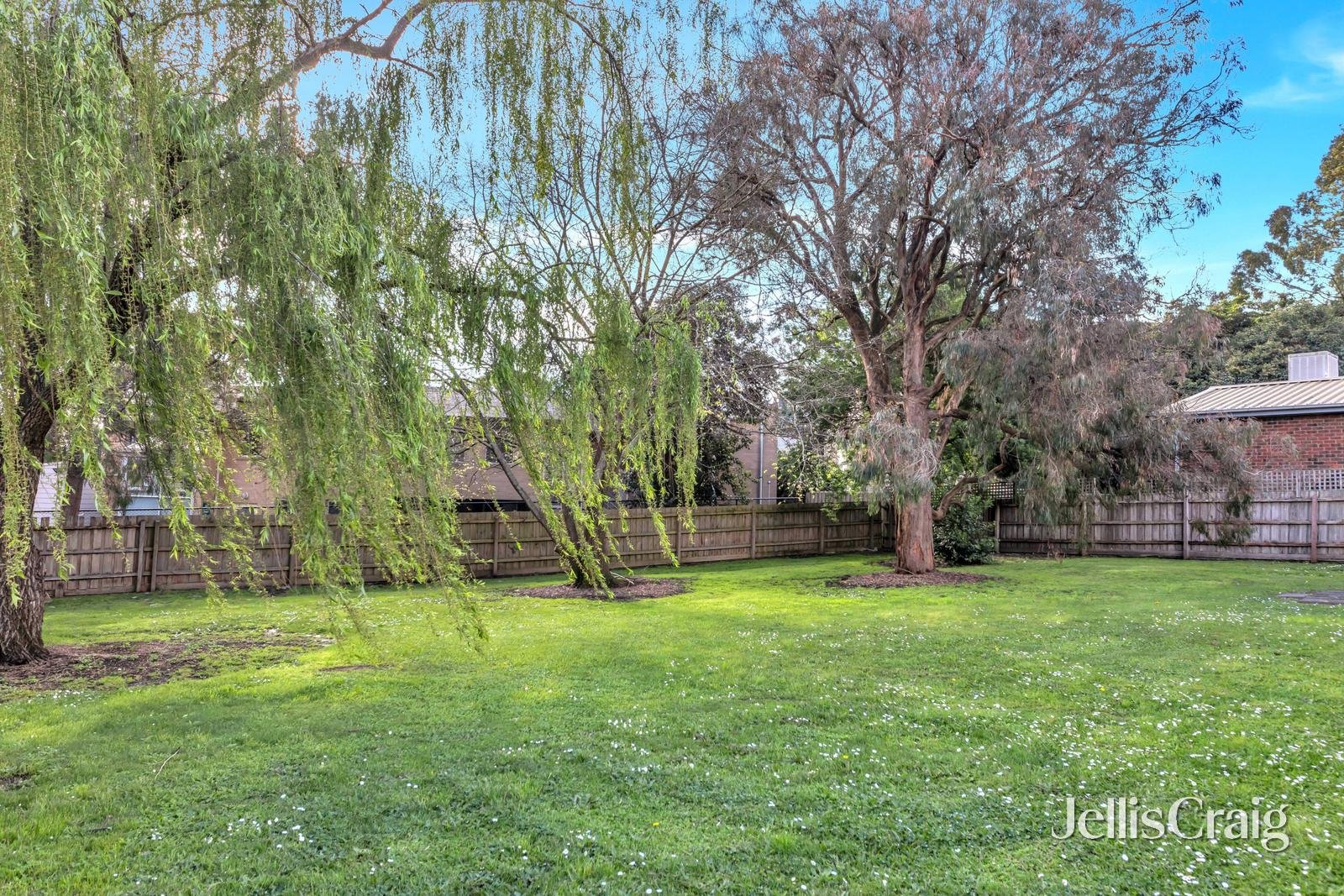 8/4-6 Rosedale Crescent, Ringwood East image 7
