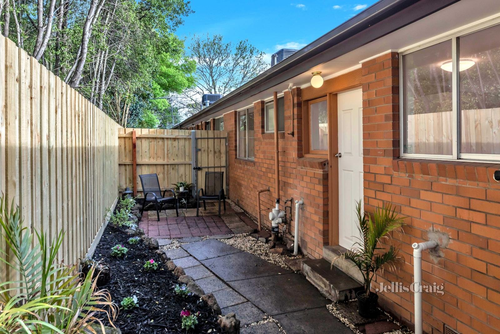 8/4-6 Rosedale Crescent, Ringwood East image 6