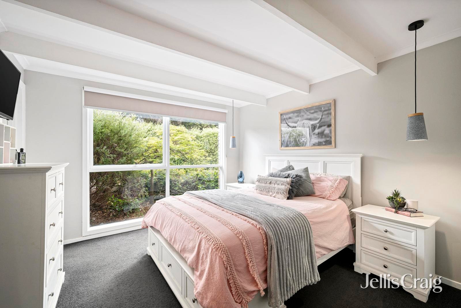 84 Bellara Drive, Mooroolbark image 5