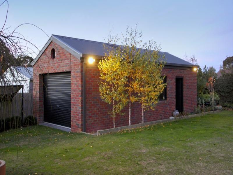 84 Christies Road, Leopold image 7