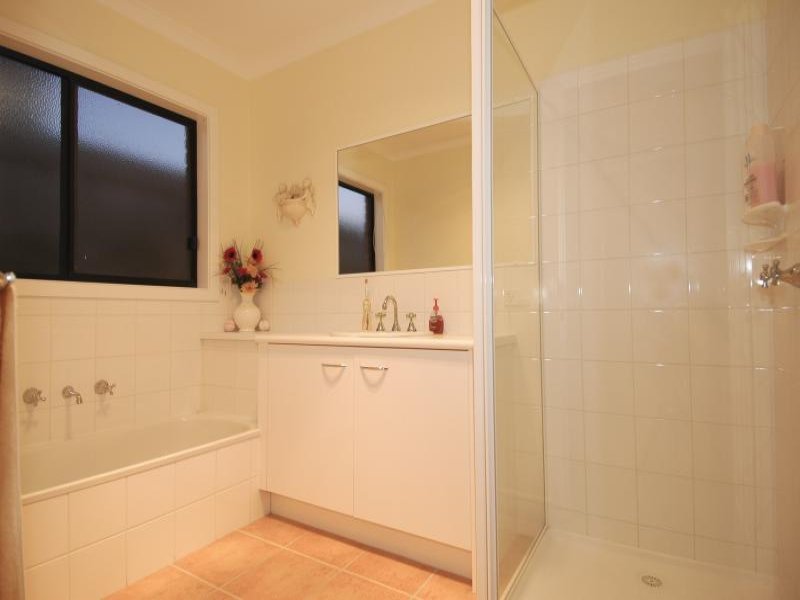 84 Christies Road, Leopold image 9