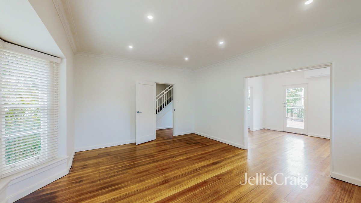 84 Elizabeth St, Kooyong image 2