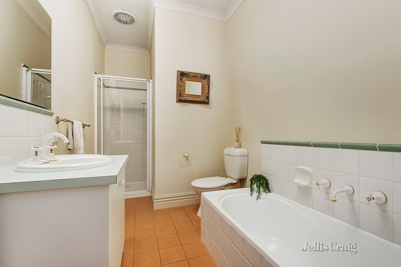 84 Gladstone Street, Kew image 10