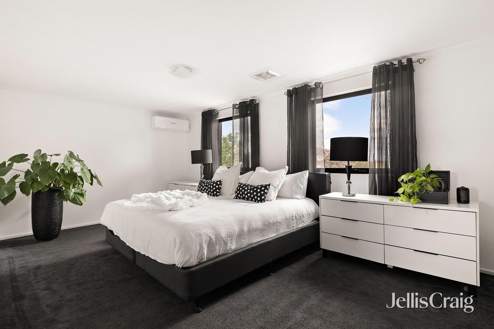 84 Hassett Crescent, Keilor East image 7