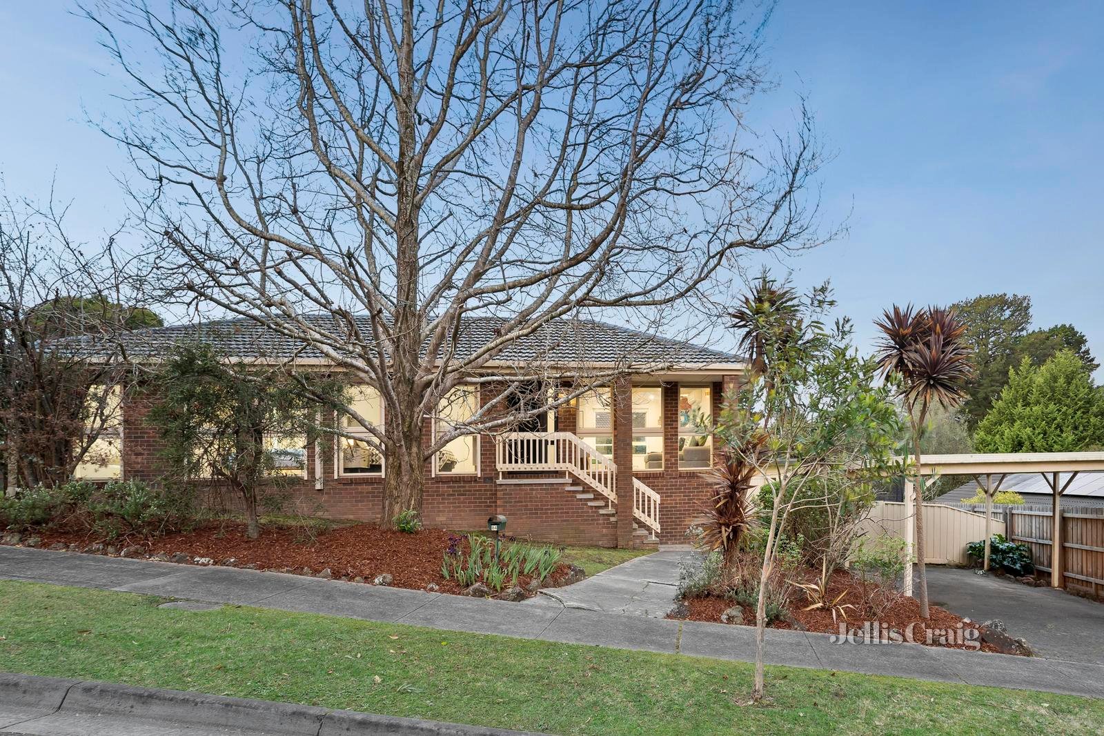 84 Jeffrey Drive, Ringwood image 1