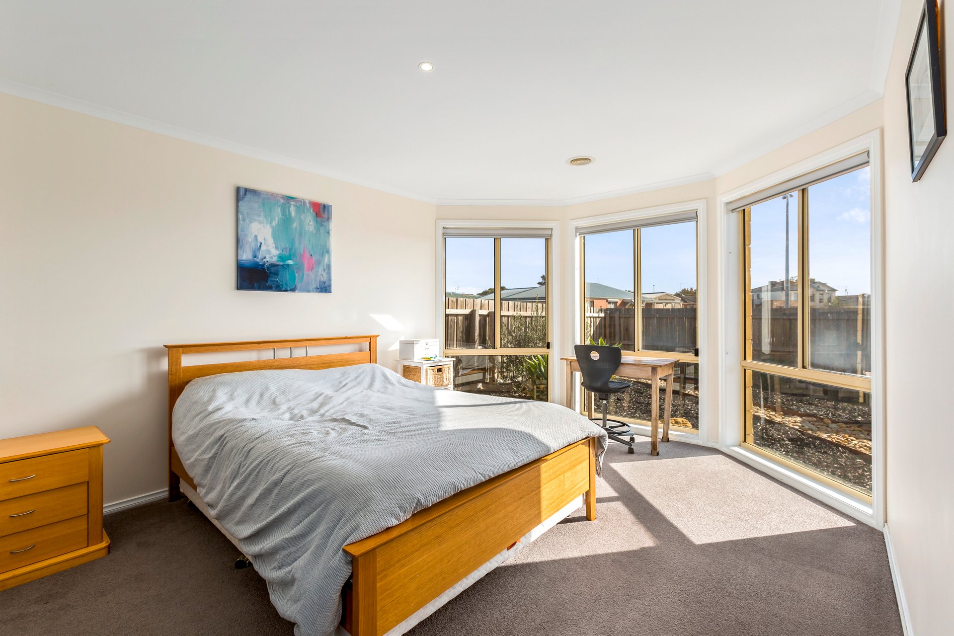Property Gallery Thumbnail 6