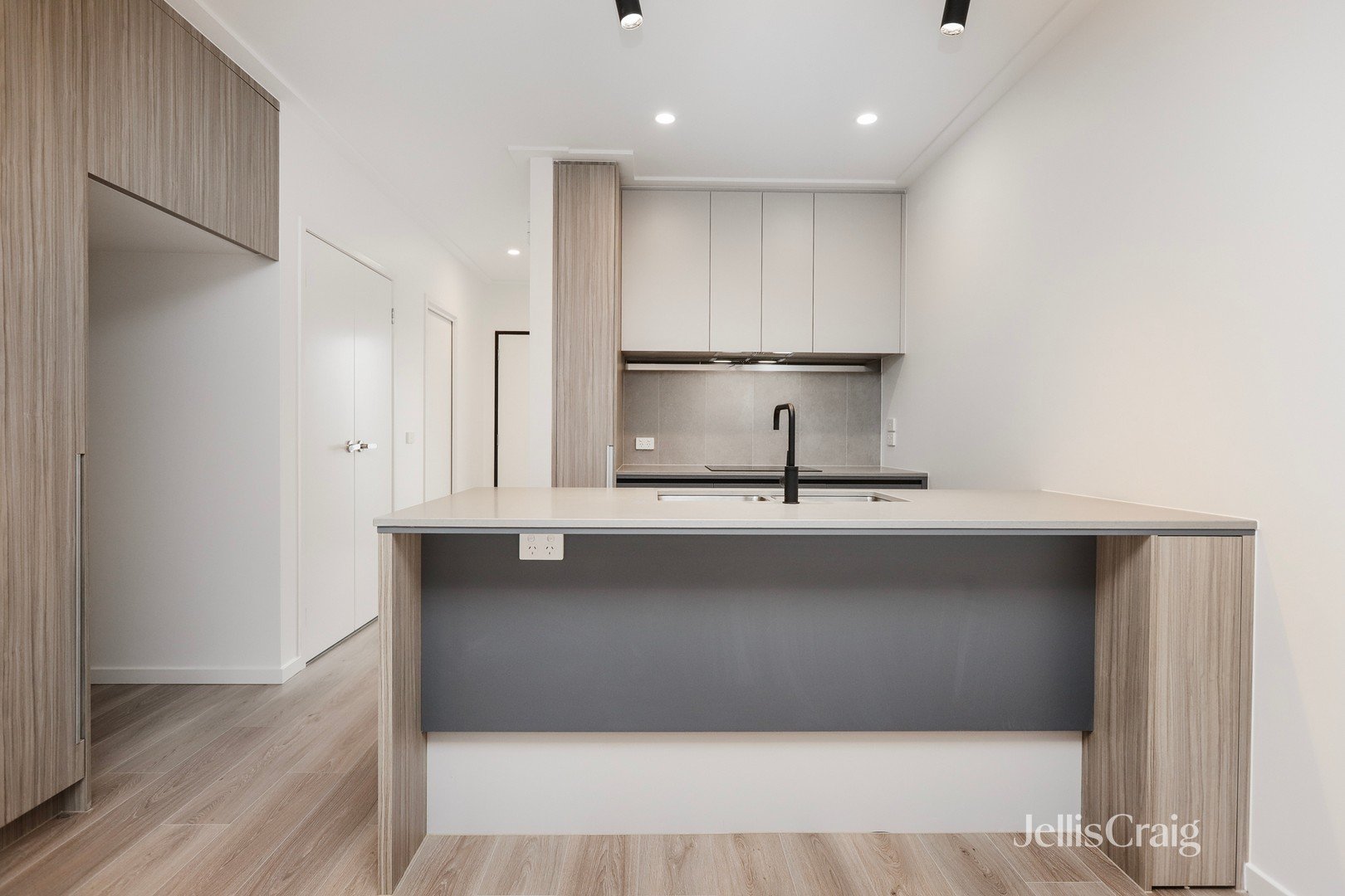 84 Phoenix Road, Altona&nbsp;North image 5