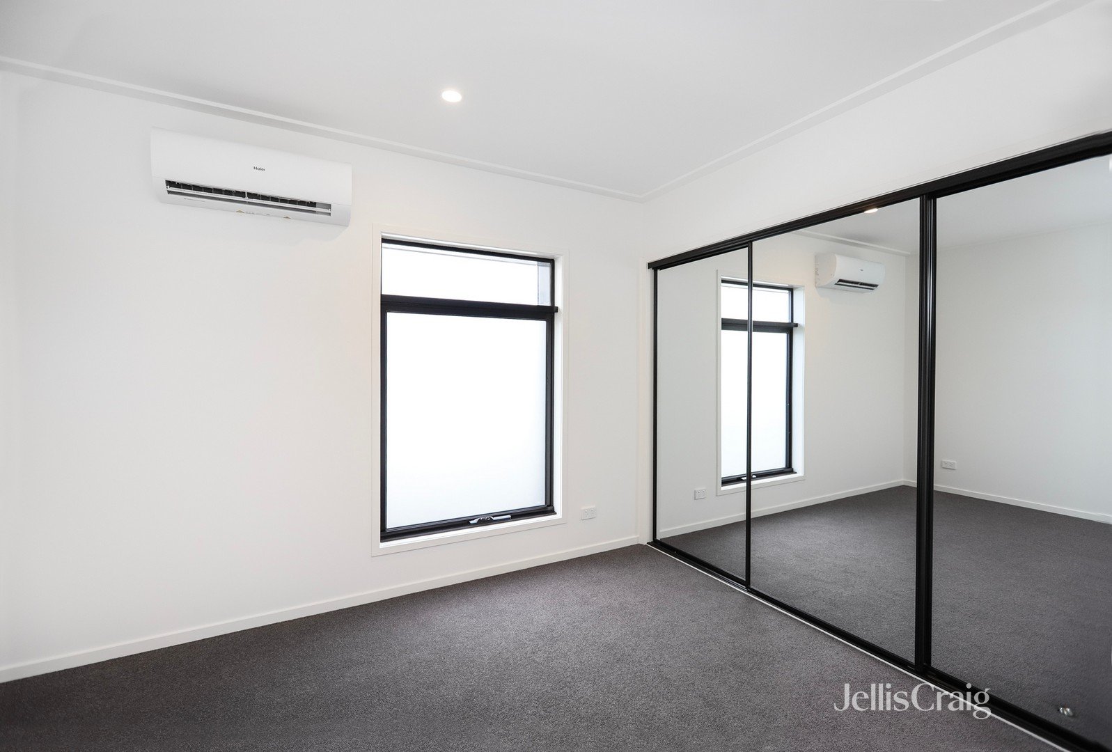 84 Phoenix Road, Altona&nbsp;North image 7