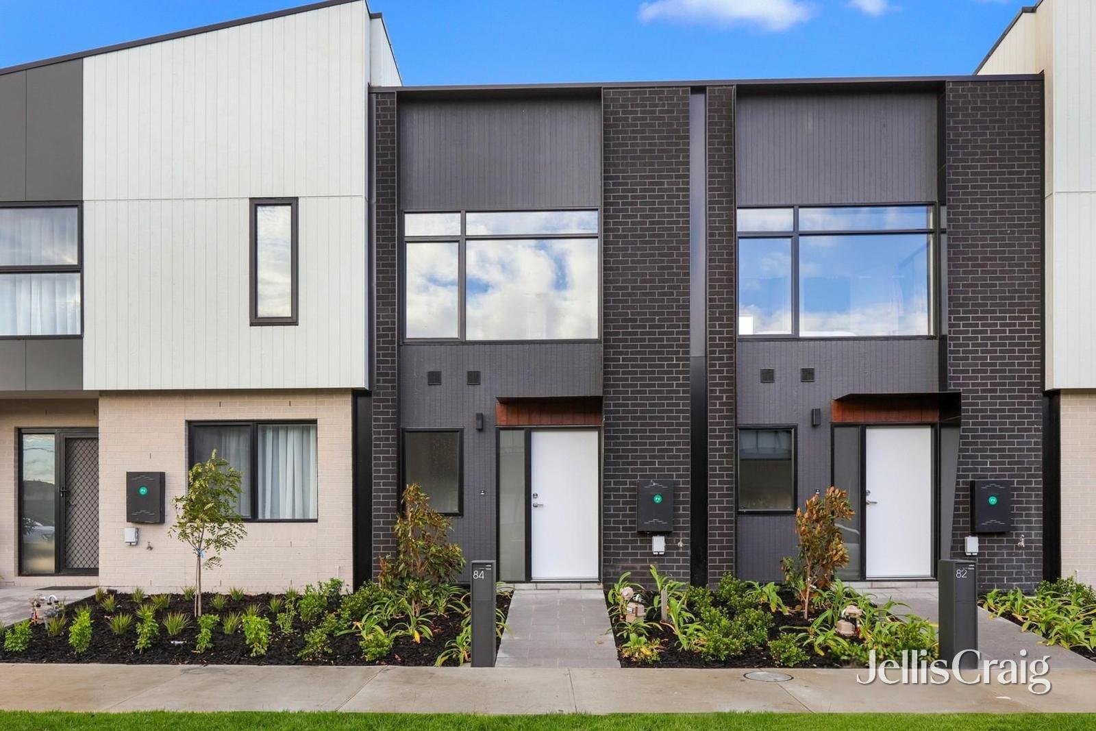 84 Phoenix Road, Altona&nbsp;North image 1