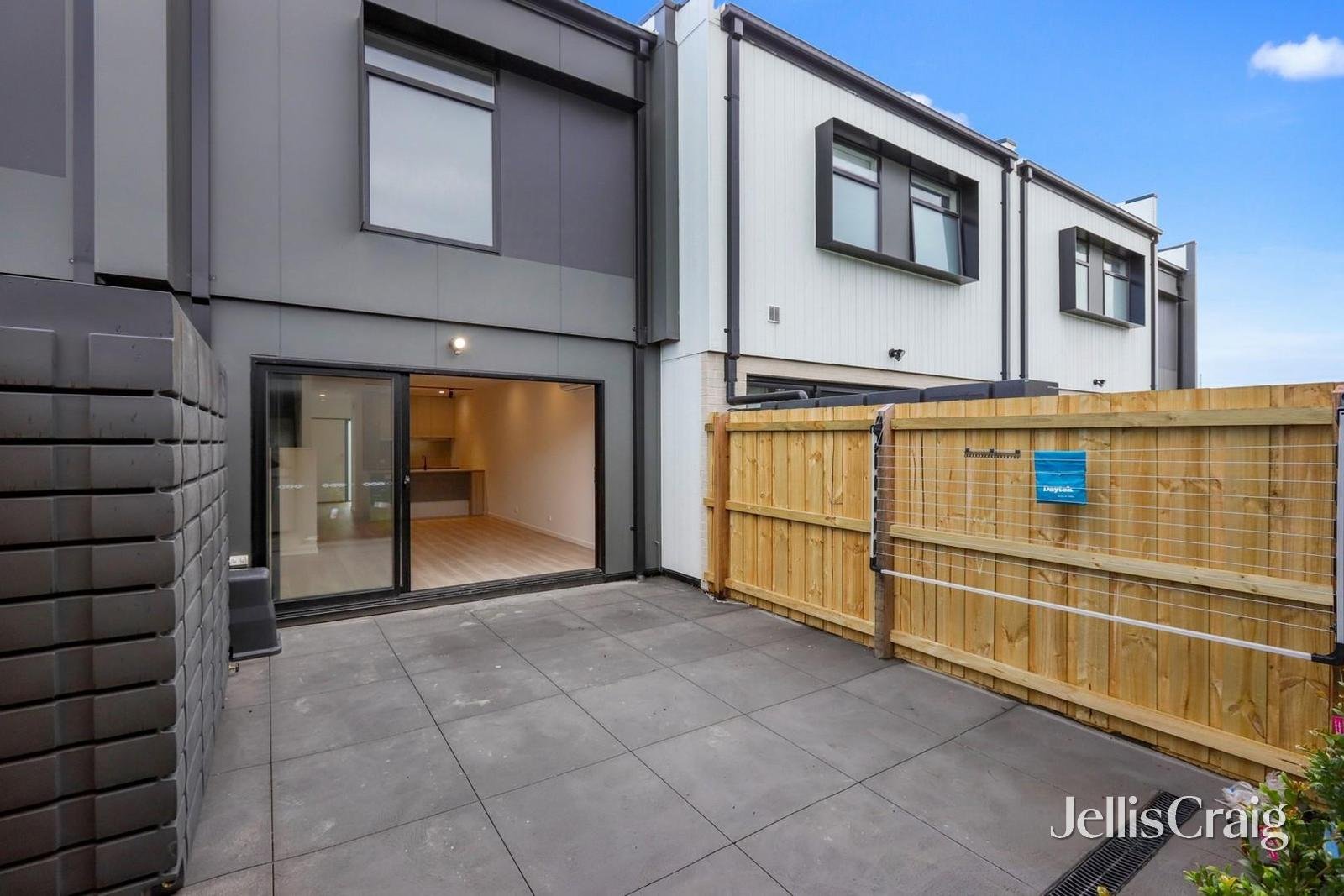 84 Phoenix Road, Altona&nbsp;North image 11