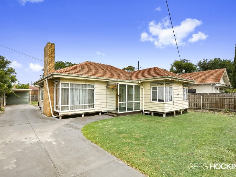 84 Railway Place, Williamstown image 2