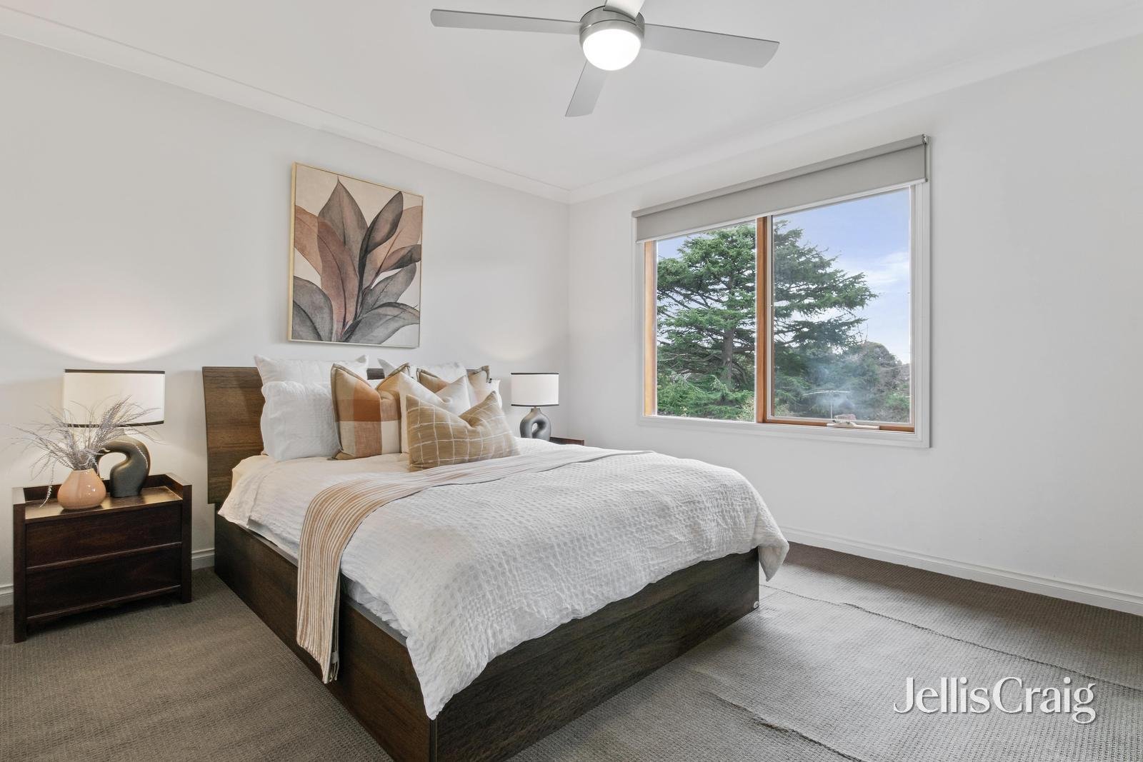 8/4 Springfield Avenue, Croydon image 6