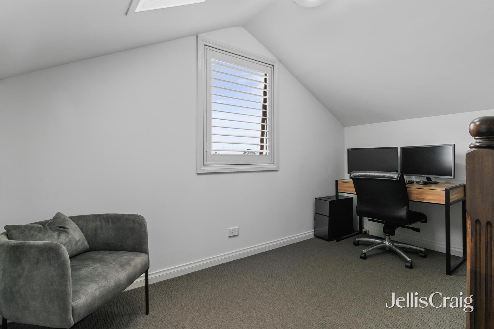 8/4 Springfield Avenue, Croydon image 8