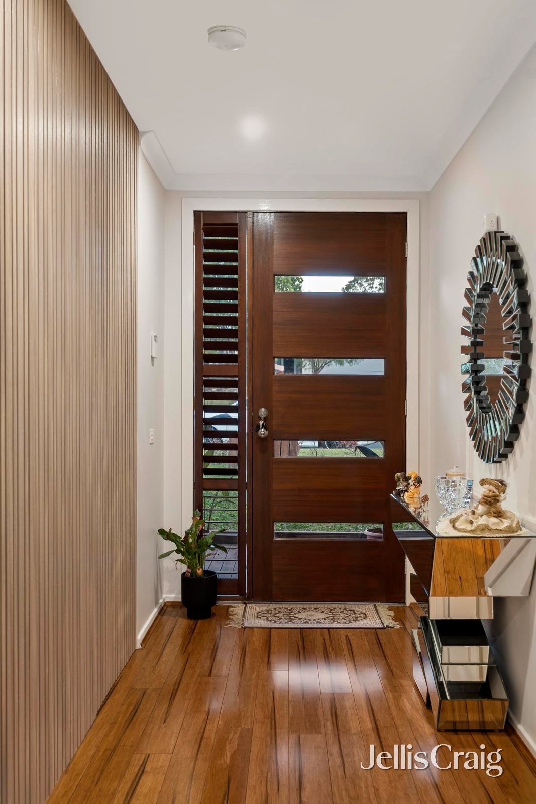 84 The Range Boulevard, Croydon image 2