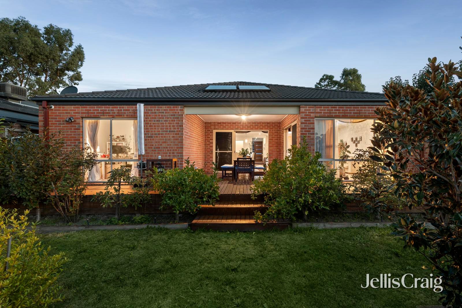 84 The Range Boulevard, Croydon image 16