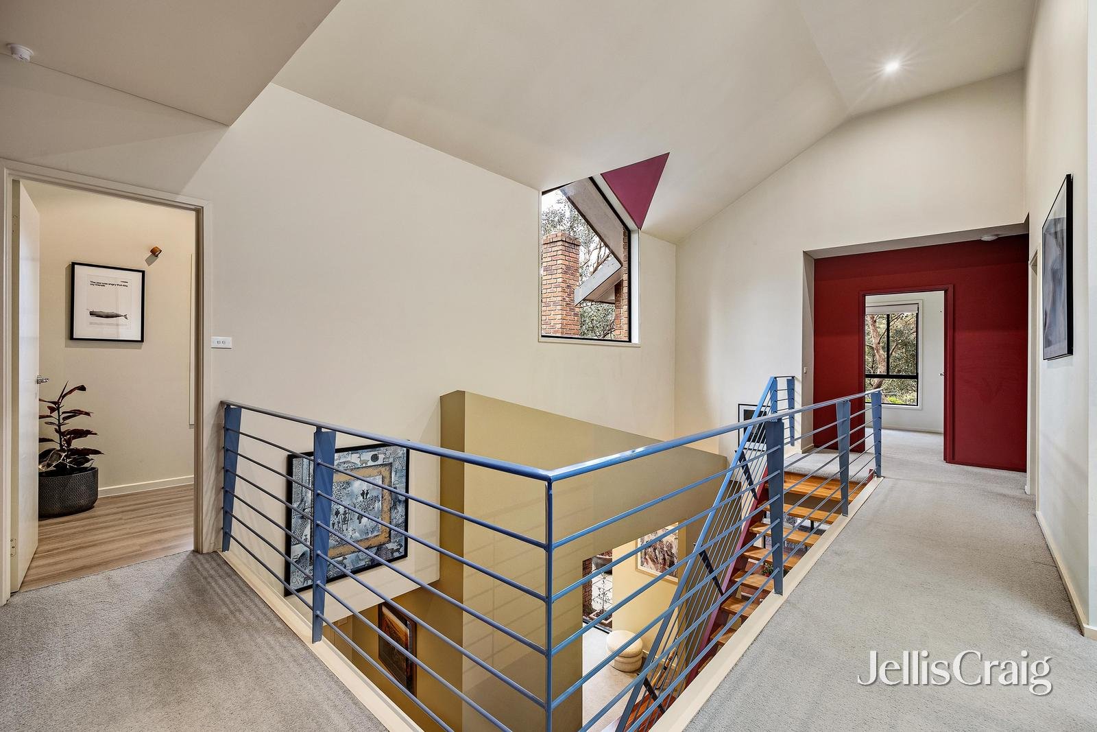 84 Warringah Crescent, Eltham&nbsp;North image 4