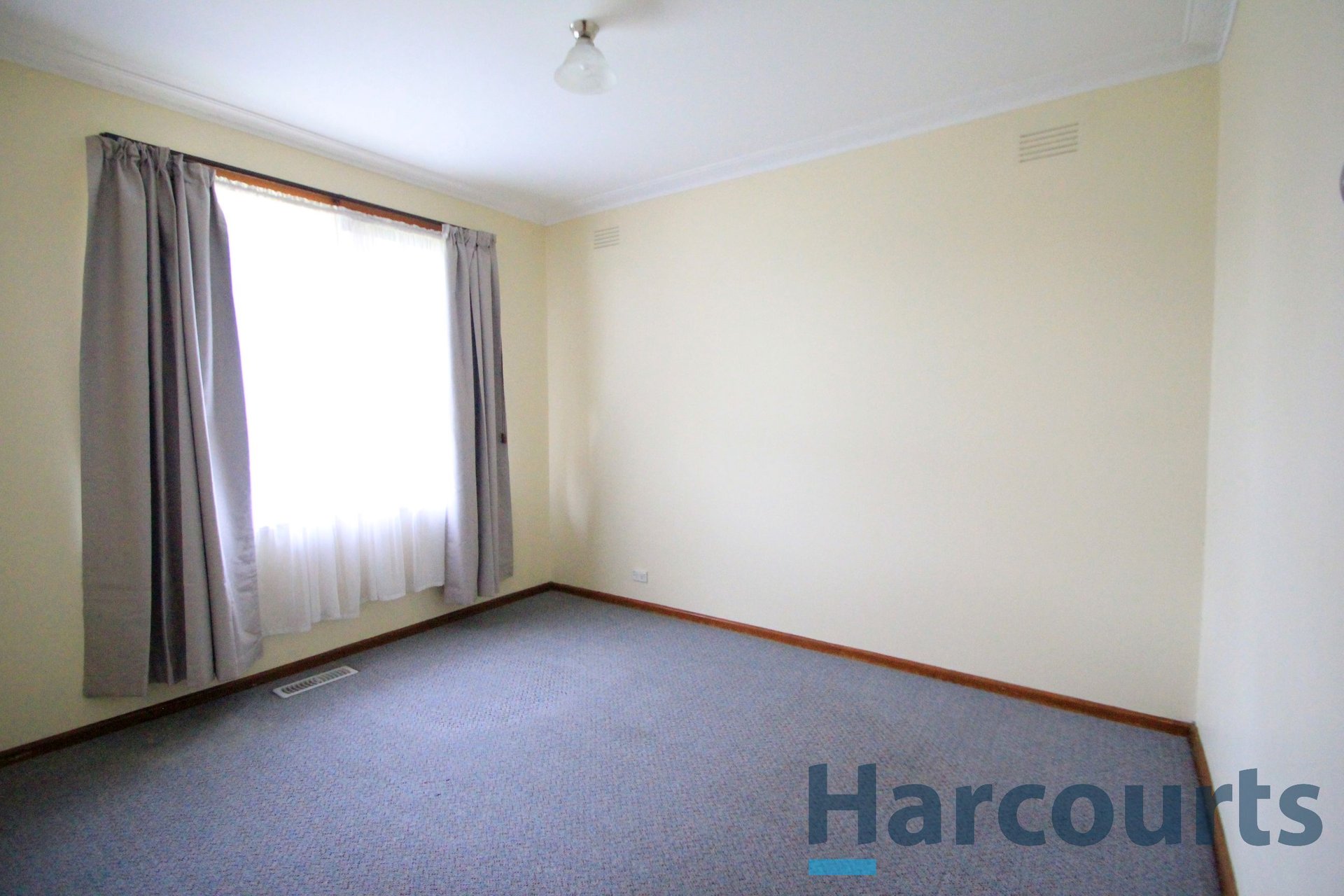 84 Wingara Avenue, Keilor East image 7