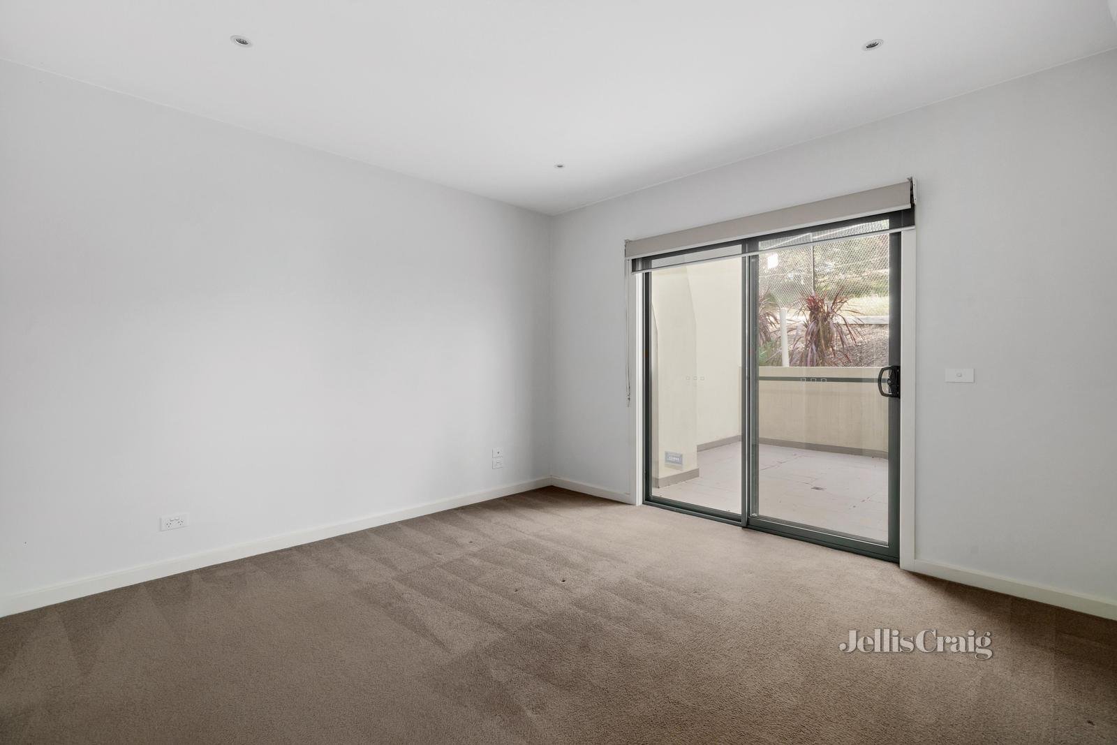 8/40 Rosanna Road, Heidelberg image 5
