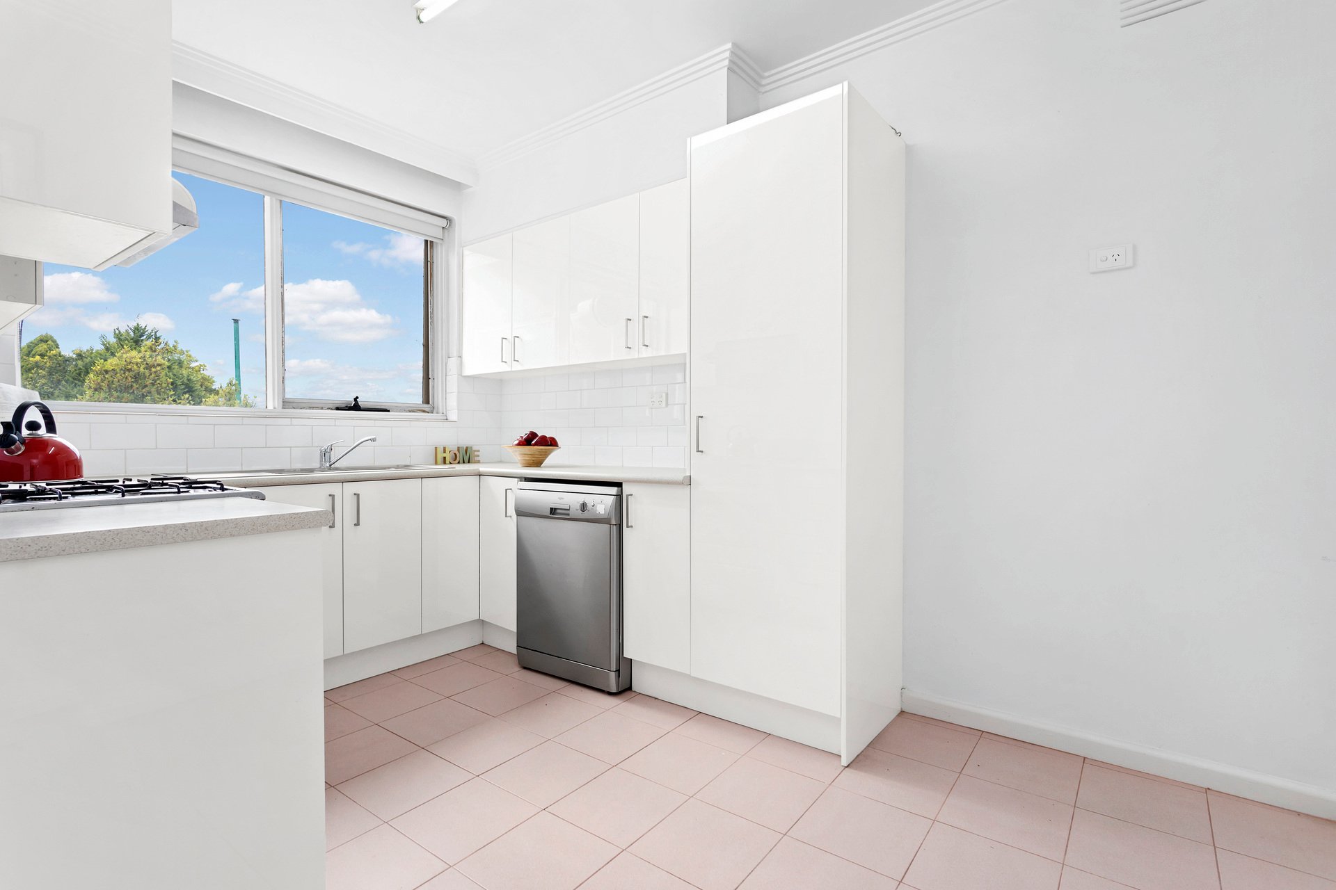 Property Gallery Thumbnail 5