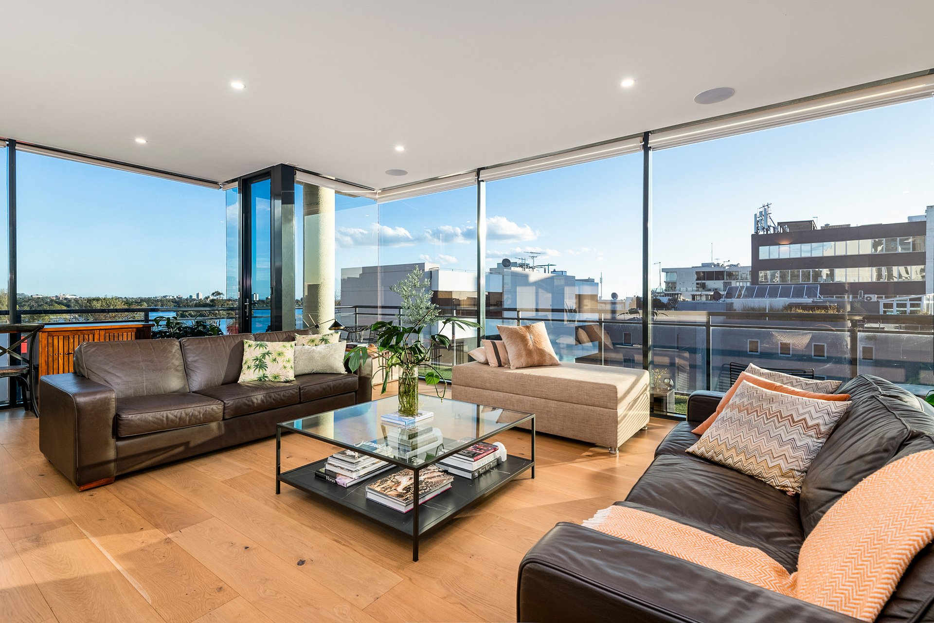 84/1 Sandilands Street, South Melbourne image 1
