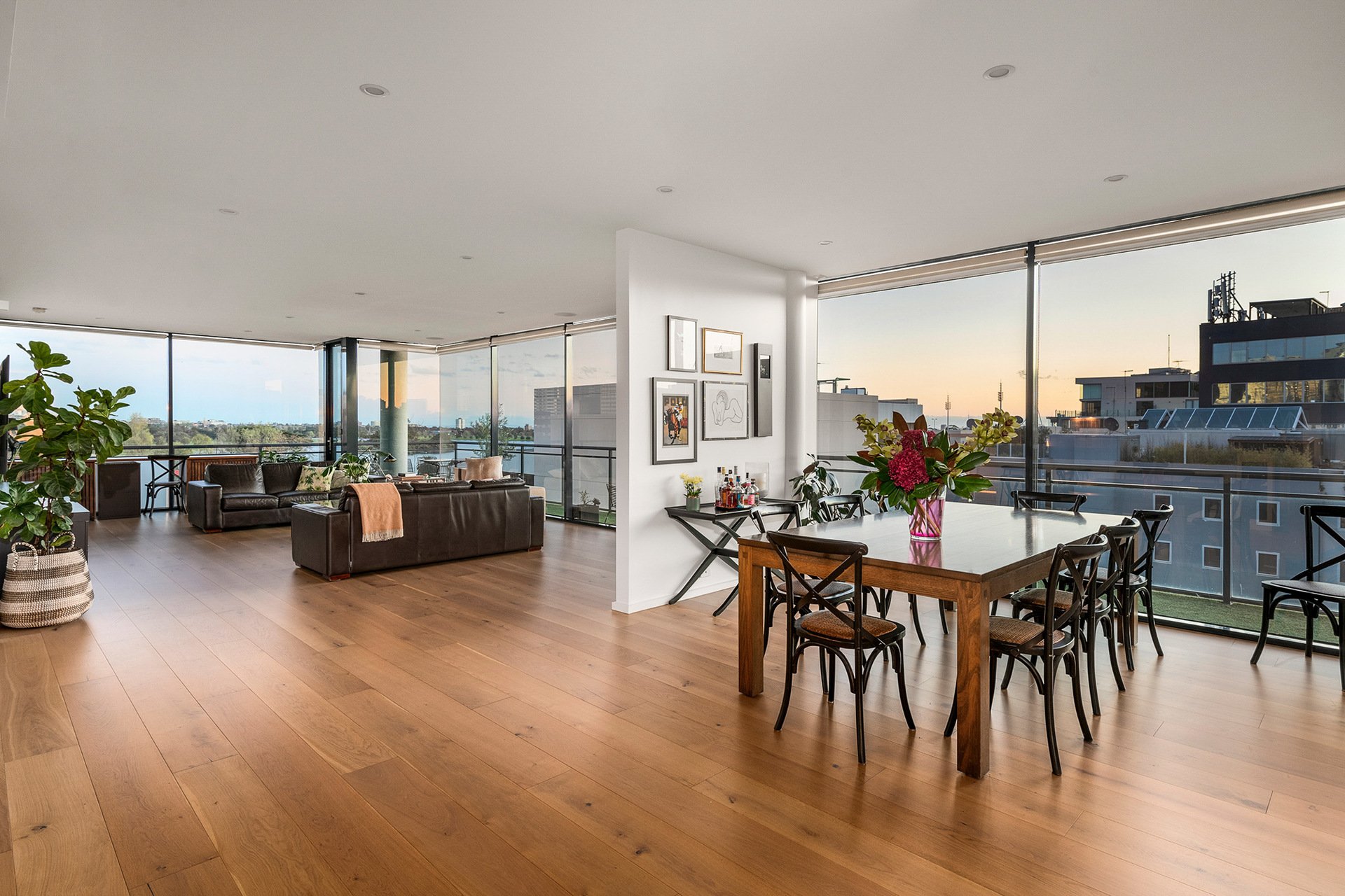 84/1 Sandilands Street, South Melbourne image 3