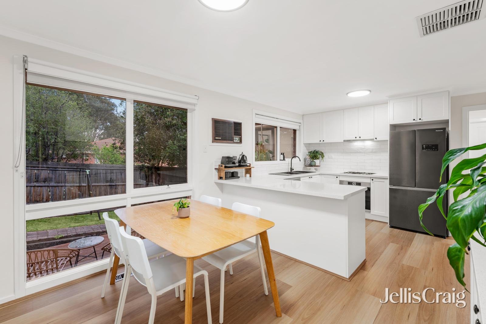 8/411 Church Road, Templestowe image 3