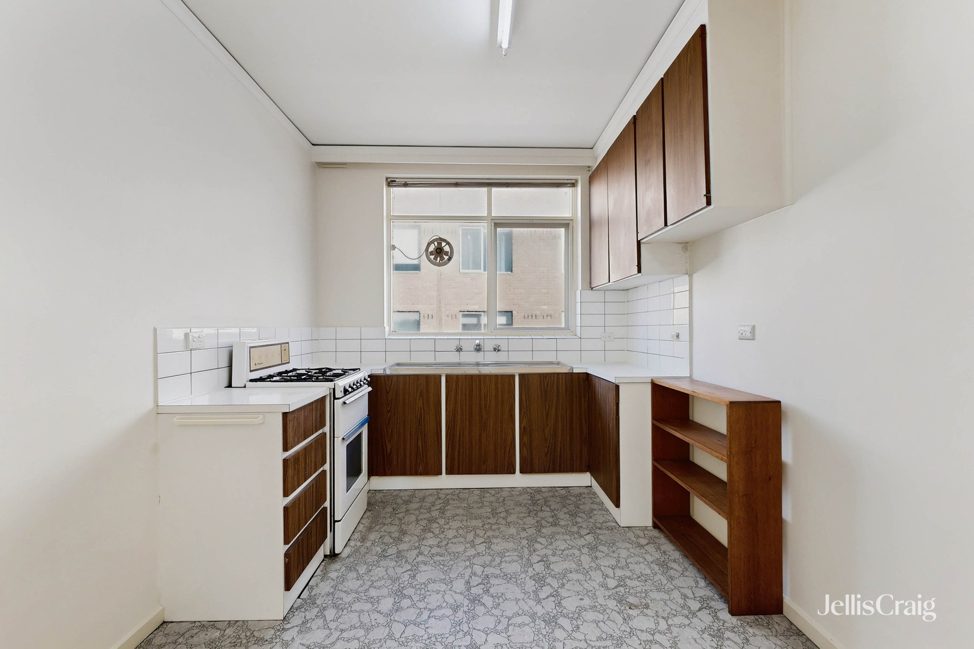8/42 Disraeli Street, Kew image 3