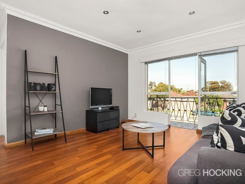 8/420 Blackshaws Road, Altona North image 2