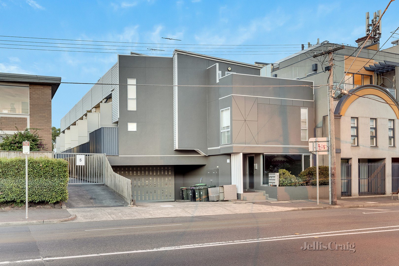 8/421 Brunswick Road, Brunswick West image 9