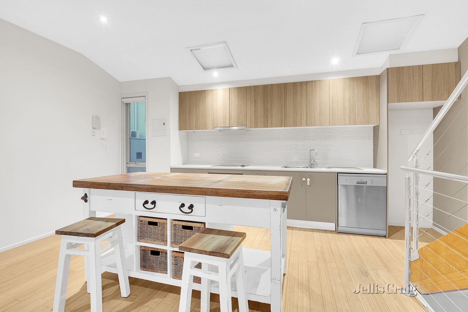 8/421 Brunswick Road, Brunswick West image 3