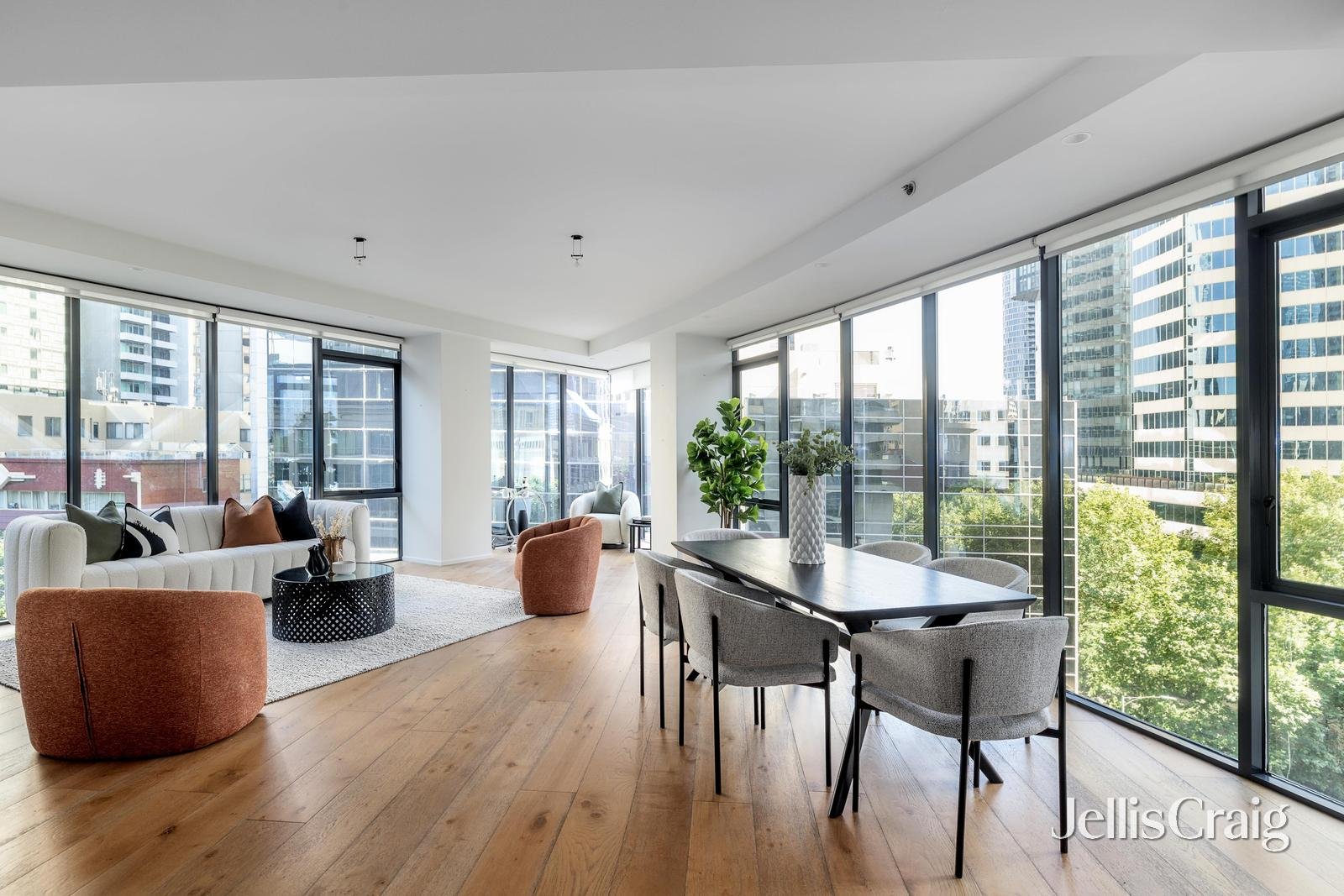 84/299 Queen Street, Melbourne image 3