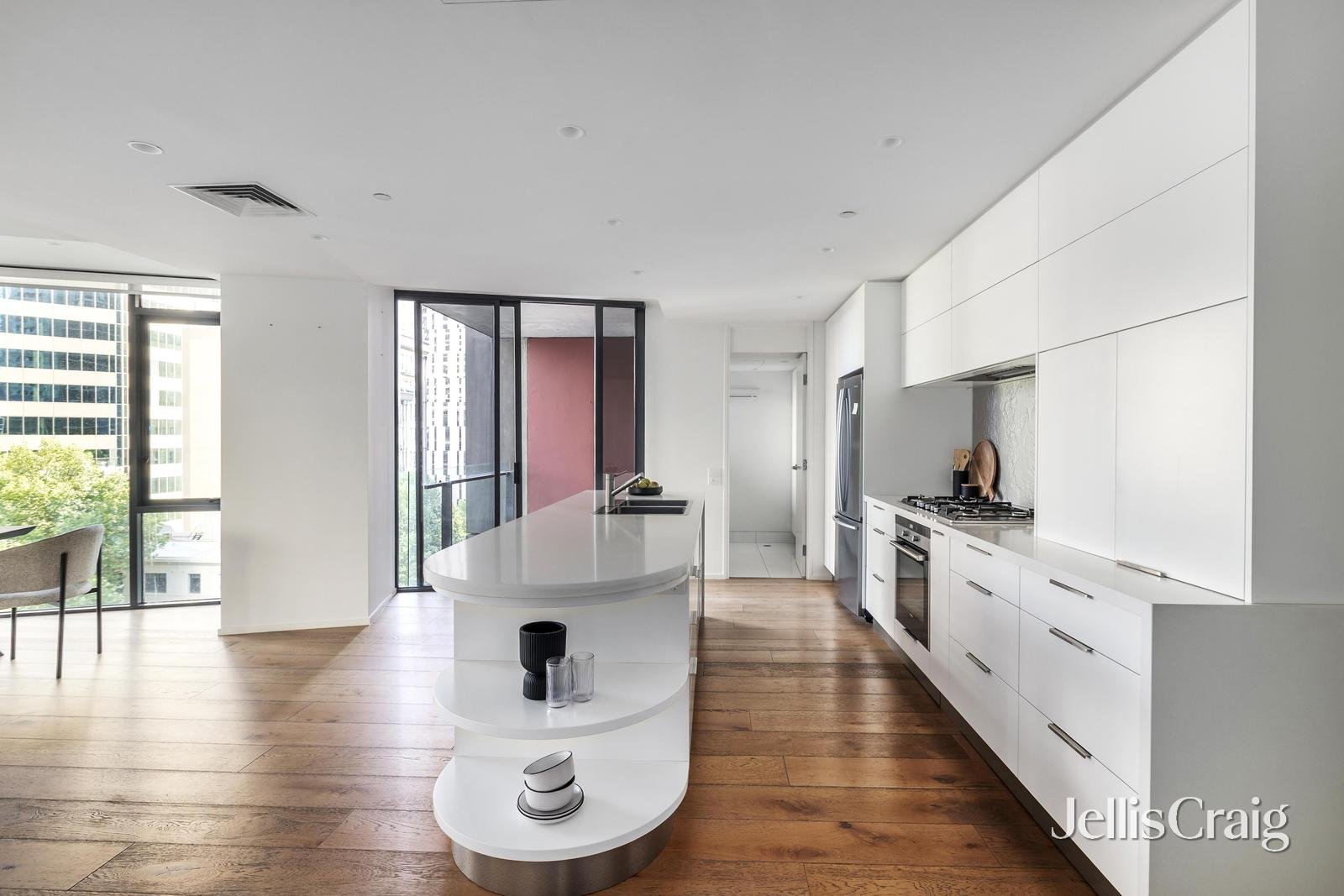 84/299 Queen Street, Melbourne image 5