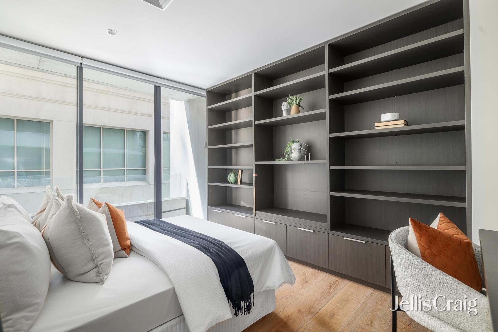 84/299 Queen Street, Melbourne image 9