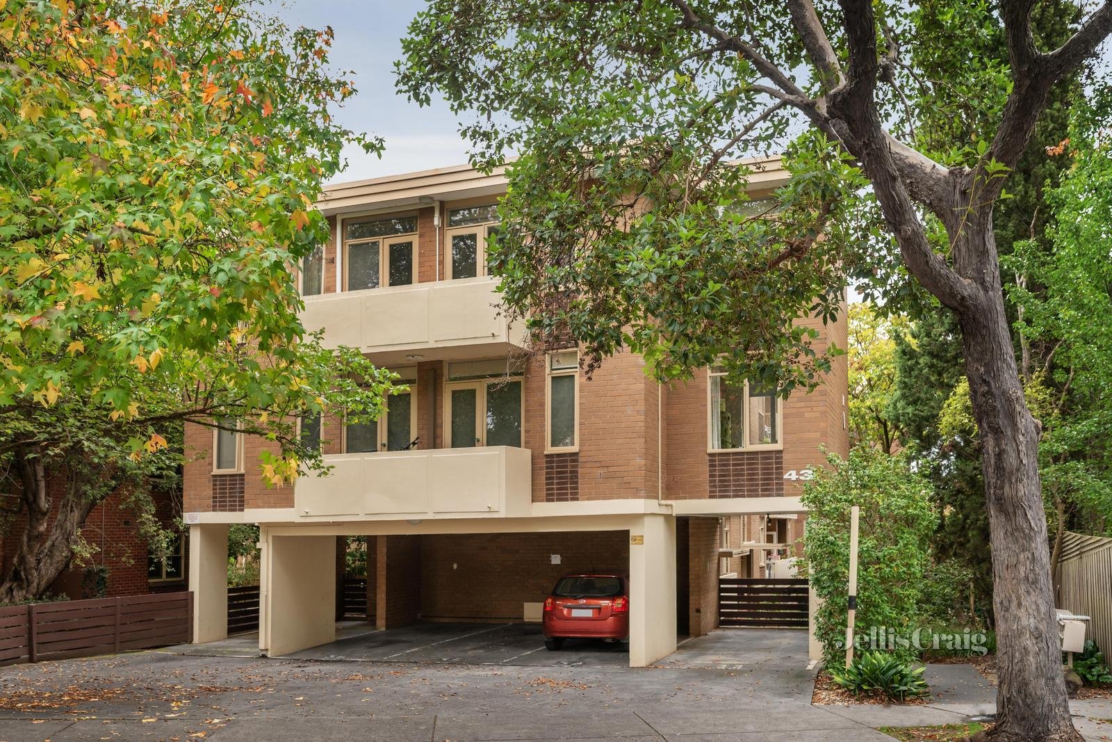8/43 Grandview Grove, Prahran image 6