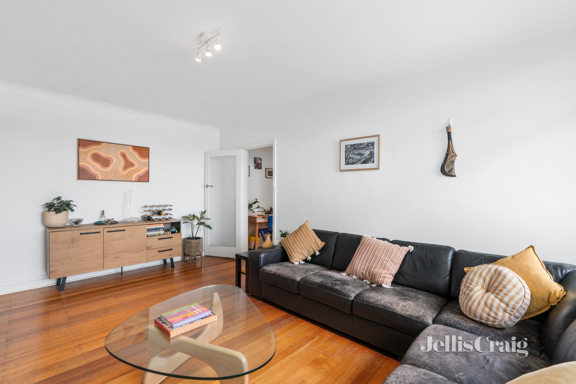 8/43 Murray St, Prahran image 2