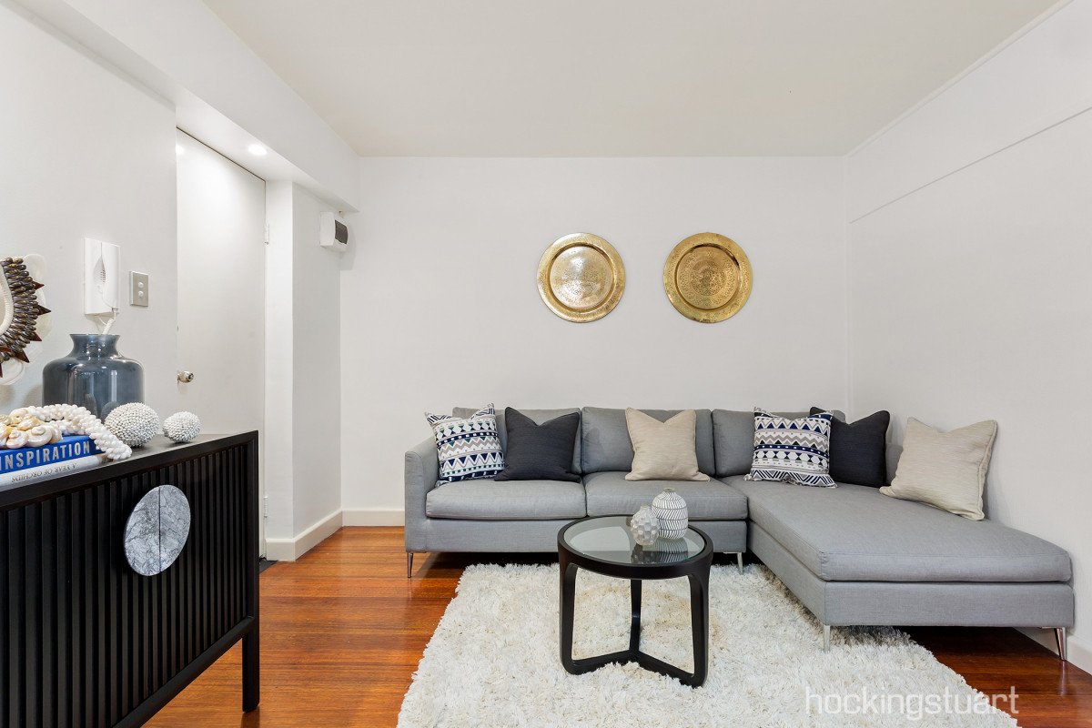 8/44 Edgar Street, Glen Iris image 3