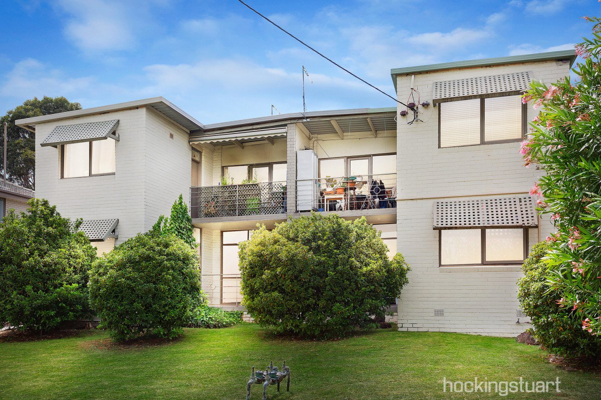 8/44 Edgar Street, Glen Iris image 7